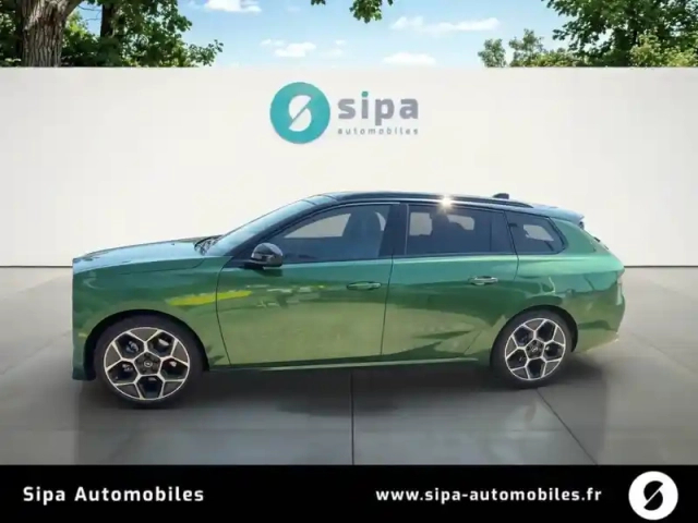 Opel Astra sports tourer 1.2 turbo hybride 145 ch automatique — photo 32