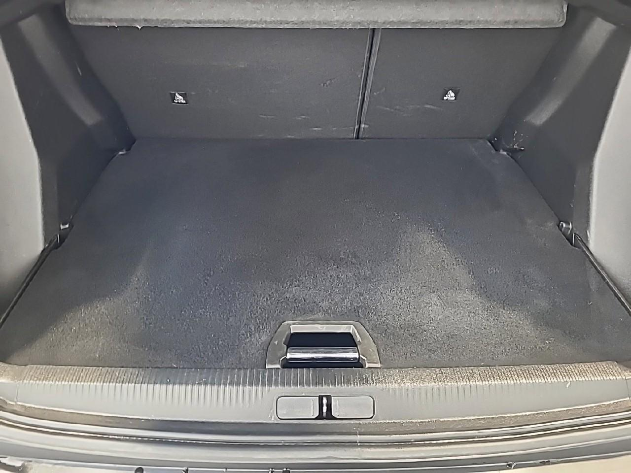 Peugeot 2008 bluehdi 130 s&s eat8 allure — photo 14