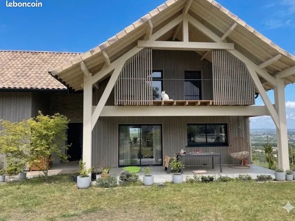 Maison Vue imprenable PECHABOU