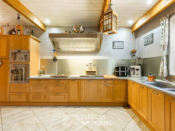 Maison 8 pièces 250 m²