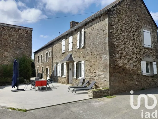 Maison 8 pièces 230 m²