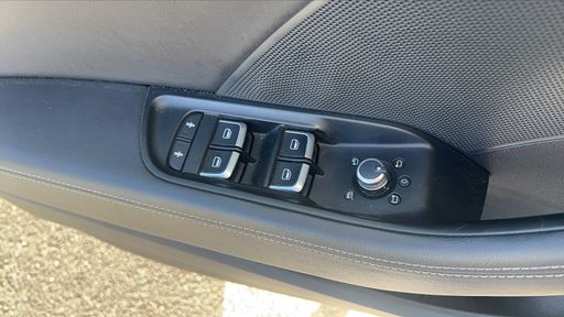 Audi S3 Limousine 2.0 TFSI 300 Quattro S-Tronic 6 - . – 2015 – 139838 km – Essence – Boîte Automatique — photo 29