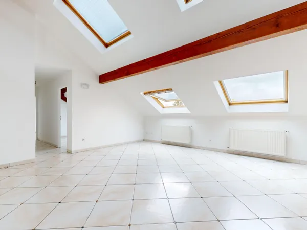 Appartement Oeting 3 pièce(s) 2 chambres 75m2