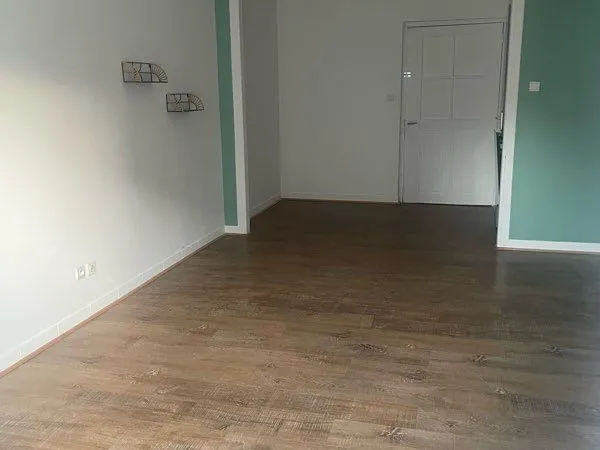 Local commercial