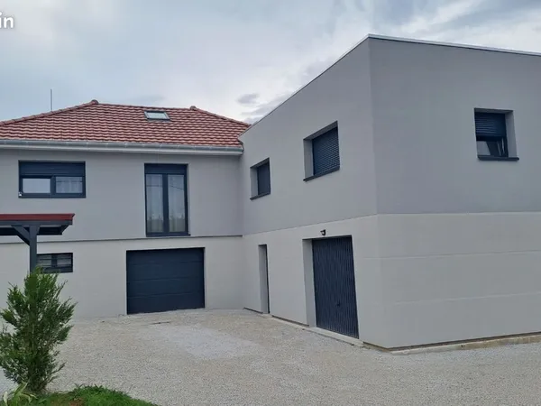 Maison à Hericourt 240 m2