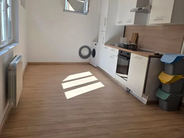🏠 Grand T4 meublé 130 m² - 3 chambres - 1 050 CC - Centre Alençon