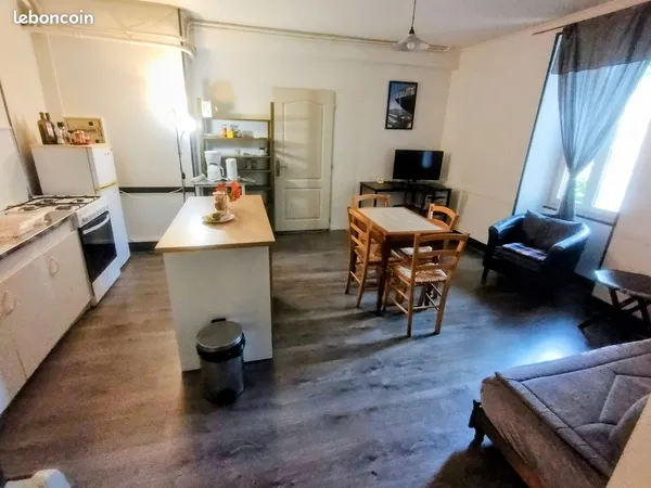 T2 meublé calme au village