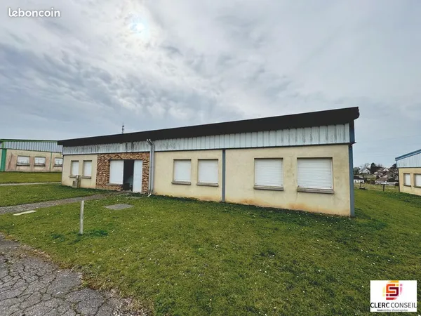 Bureaux 175 m² La Frénaye
