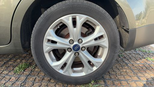 Ford Galaxy 2.0 TDCI 140 - Titanium – 2014 – 132191 km – Diesel – Boîte Manuelle — photo 19