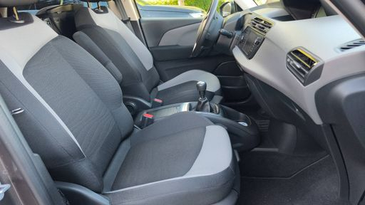 Citroen C4 Picasso 1.2 PureTech 130 - Feel – 2016 – 107119 km – Essence – Boîte Manuelle — photo 7