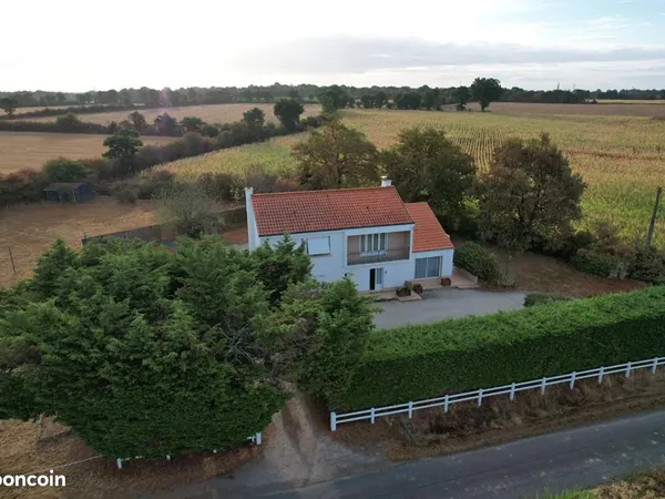 Maison 8 pièces 185 m²