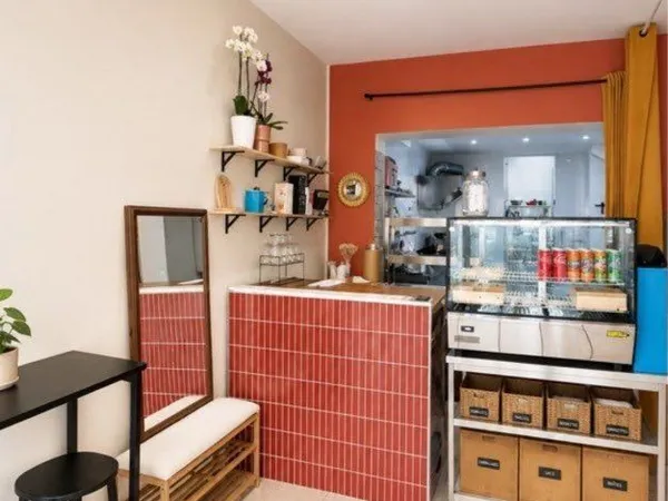 42m2 avec extraction - local pour traiteur ou dark kitchen