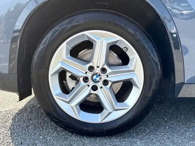 Bmw X1 sdrive 18i 136ch dkg7 — photo 8
