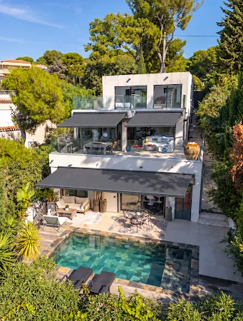 Propriété 8 pièces 230 m²
