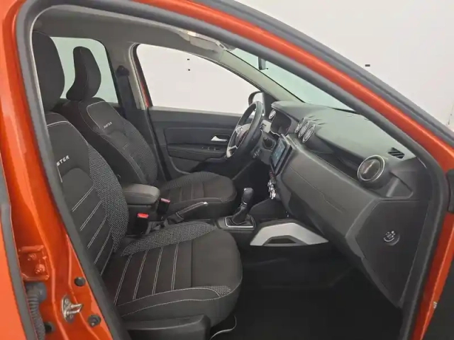 Dacia Duster tce 150 fap 4x2 edc — photo 370
