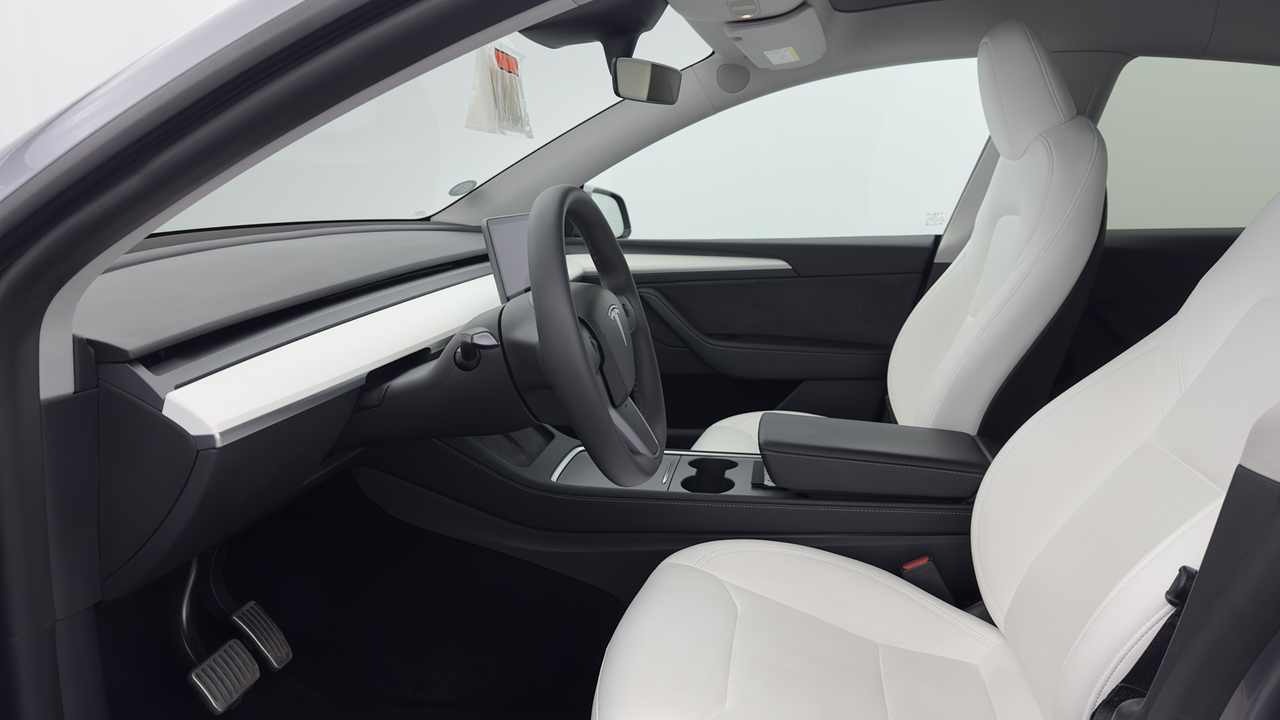 Tesla MODEL Y Grande Autonomie Dual Motor AWD — photo 10