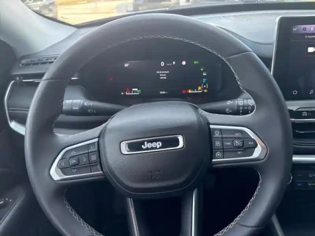 Jeep Compass 1.3 turbo t4 190ch phev 4xe limited at6 eawd — photo 15