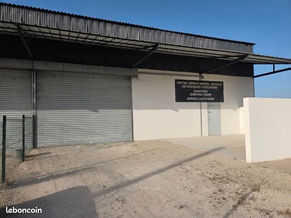 Dépôt a loué 150m²