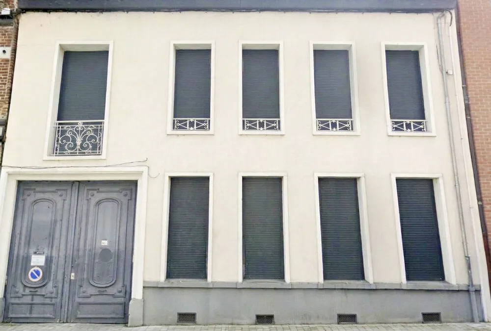 Photo 1