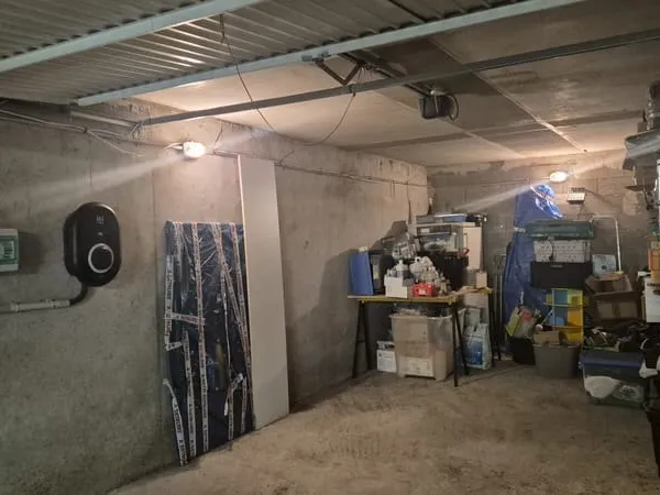 GARAGE 22 M2 MANDELIEU-LA-NAPOULE QUARTIER CAPITOU