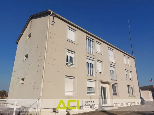 APPARTEMENT T4 - LUGNY - CHAUFFAGE COMPRIS
