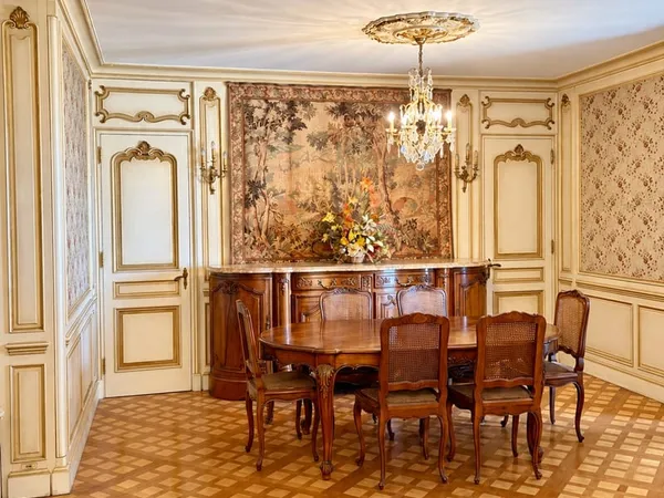 Exceptionnel sur les pentes de la Croix-Rousse T3 71 m2 vue exceptionnelle sur Fourvière