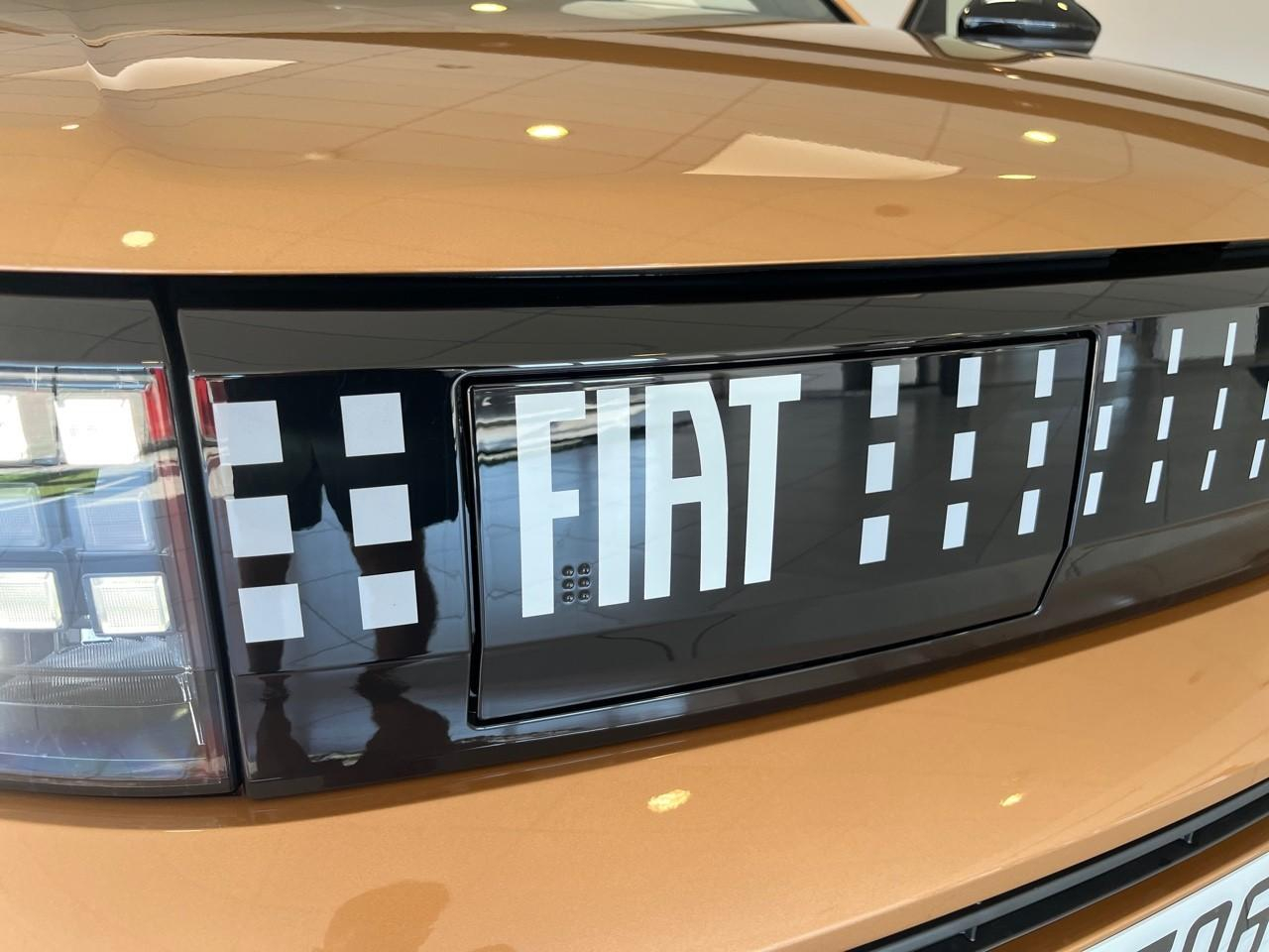 Fiat Grande Panda electrique 113ch la prima — photo 28