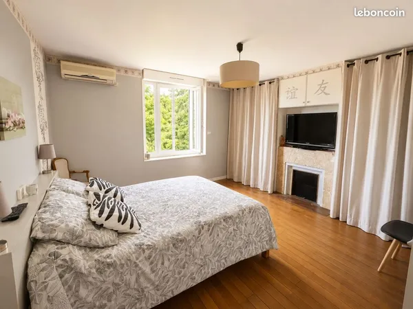 Propriété 7 pièces 180 m²