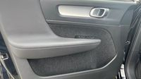 Volvo Xc40 T4 Recharge 129 + 82ch Plus DCT 7 — photo 17