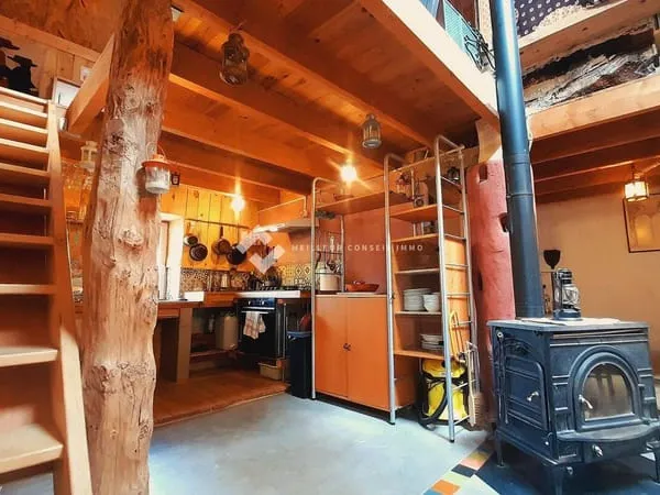 Maison 12 pièces 225 m²