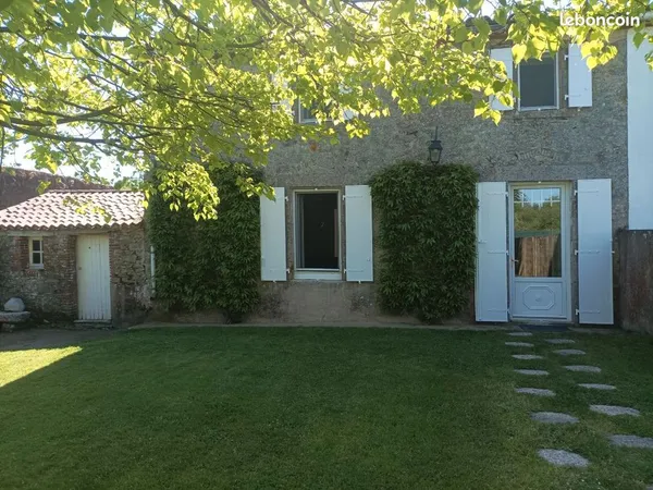 Charme de l'ancien pour cette maison de campagne