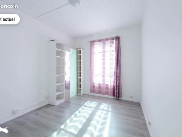 Studio 1 pièce 24 m²
