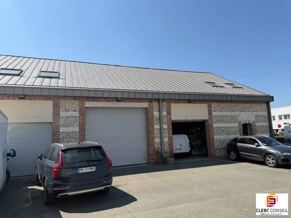 Local d'activité 288 m²