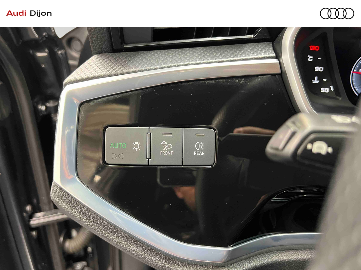 Audi Q3 35 TDI 150 ch S tronic 7 — photo 18