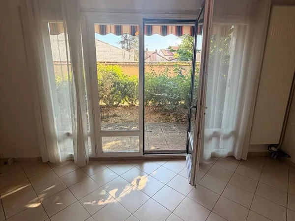 Studio 1 pièce 30 m²