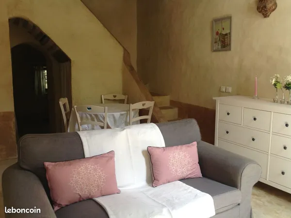 T3 meublé 52 m² avec terrasse et parking - Disponible immédiatement
