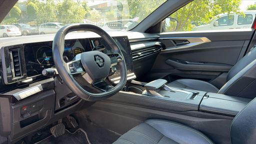 Renault Austral 1.2 E-Tech 200 Hybrid 2WD Xtronic - Techno – 2023 – 89828 km – Hybride essence – Boîte Automatique — photo 14
