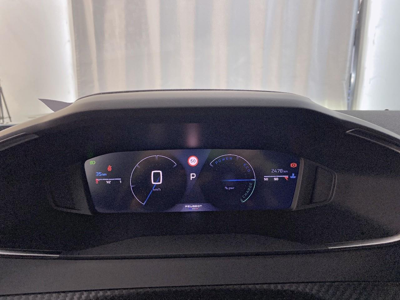 Peugeot 2008 hybrid 145 ch e-dcs6 allure — photo 13