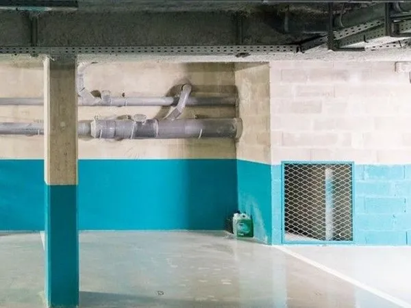 Place de parking en souterrain sécurisé