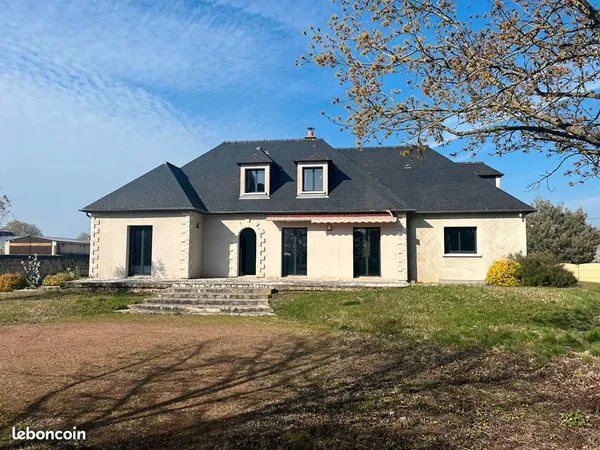 Maison 6 pièces 217 m²