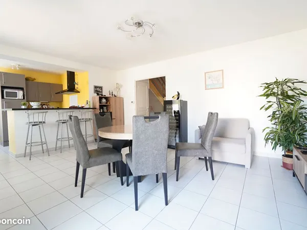 Maison 5 pièces 93 m²