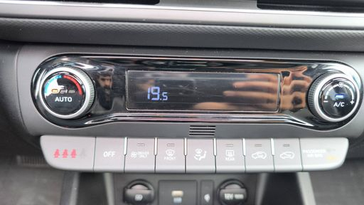 Hyundai Kona 1.6 GDi 141 Hybrid 2WD DCT6 - Executive – 2023 – 22500 km – Hybride essence – Boîte Automatique — photo 13