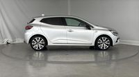 Renault Clio 1.6 E-Tech 140ch Initiale Paris -21 — photo 4