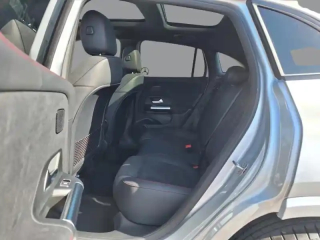 Mercedes Gla 200 d edition 140 — photo 12