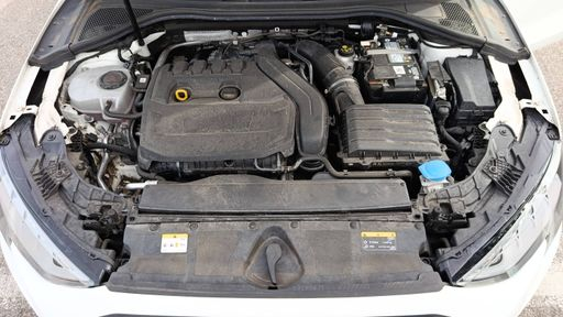 Audi A3 Berline 35 TFSi 150 Mild Hybrid S-Tronic 7 - Design – 2021 – 57091 km – Hybride essence – Boîte Automatique — photo 32