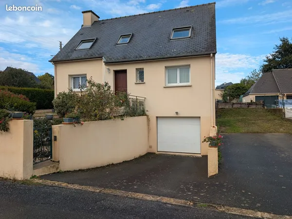 Maison Familiale Non Mitoyenne de 5 chambres à Saint-Maugan