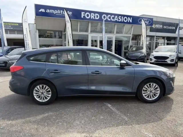 Ford Focus sw 1.5 ecoblue 120ch titanium bva — photo 4
