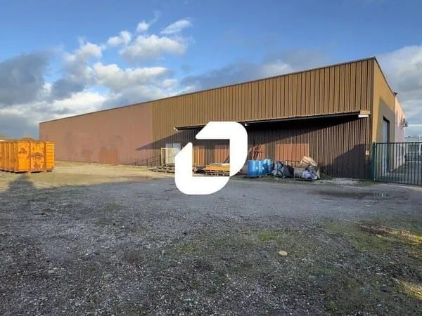 Local d'activité 1262 m²