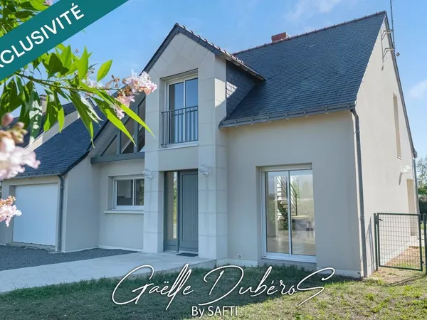 Belle maison 4 chambres avec garage***Pré visite 3D disponible sur demande***