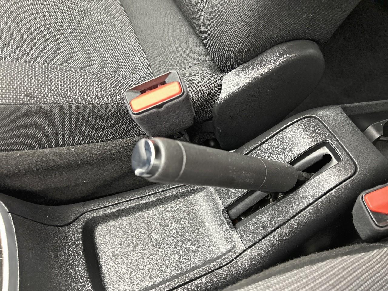 Citroën C3 puretech 83 s&s bvm5 shine — photo 18